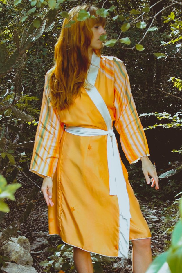 The Royal Robe Yucatan Rainbow – Custom-made kimono in eco-friendly silk